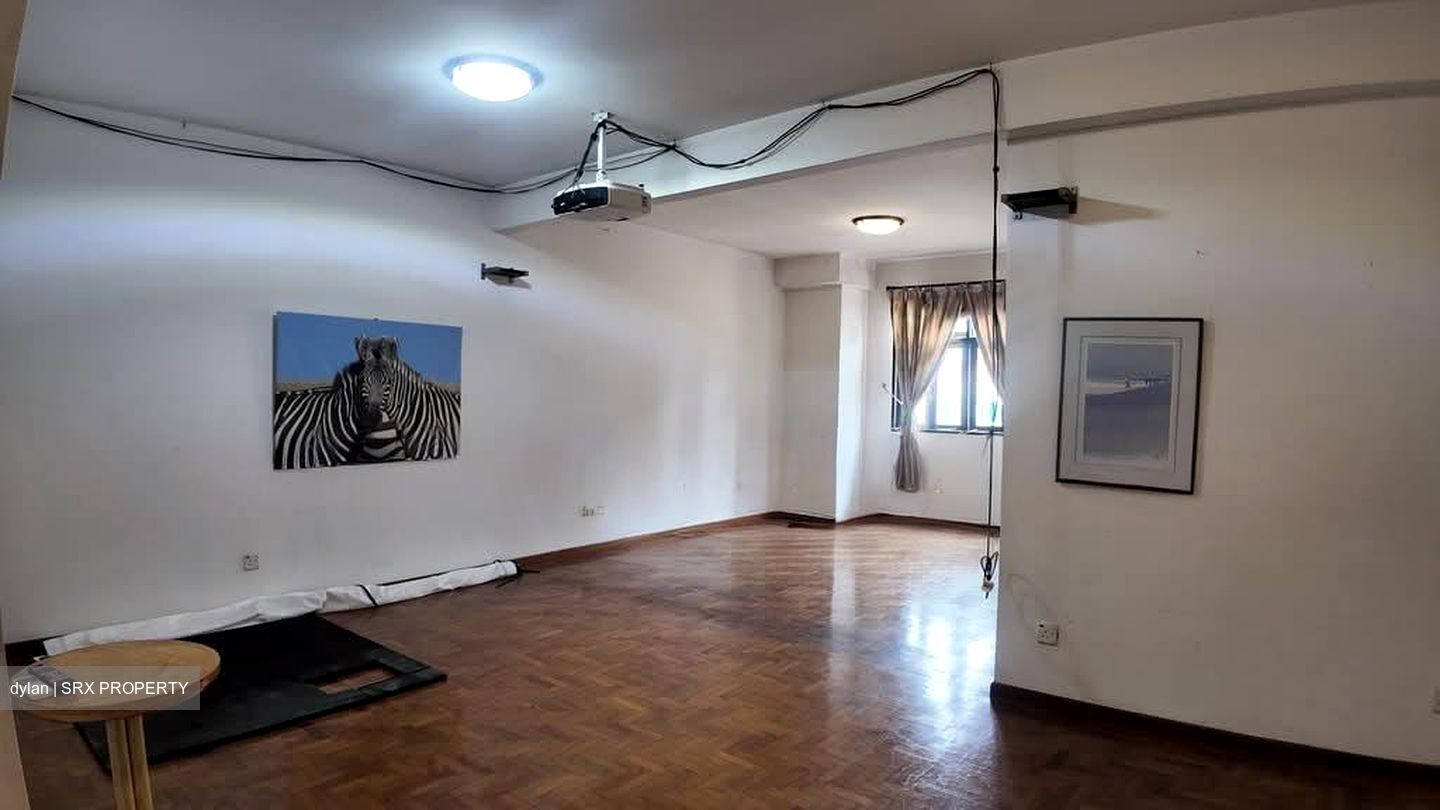 Jalan Punai (D14), Terrace #559841401
